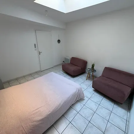 דירה Maison